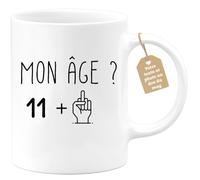 quotedazur Café-Croissant - Mug Personnalisé Tasse Cadeau Noël Anniversaire 12 Ans 2013 Mon Âge Doigt Honneur - Blanc/Céramique