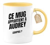 quotedazur Café-Croissant - Mug Personnalisé Tasse Cadeau Noël Ce Mug Appartient À Audrey Compris - Jaune/Céramique