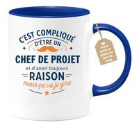 quotedazur Café-Croissant - Mug Personnalisé Tasse Cadeau Noël C'Est Compliqué D'Être Un Chef De Projet Et D'Avoir Toujours Raison Mais Ça Va Je Gère - Bleu/Céramique