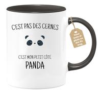 quotedazur Café-Croissant - Mug Personnalisé Tasse Cadeau Noël C'Est Pas Des Cernes C'Est Mon Petit Côté Panda - Noir/Céramique