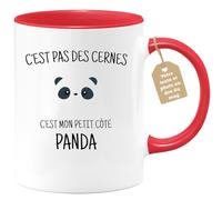 quotedazur Café-Croissant - Mug Personnalisé Tasse Cadeau Noël C'Est Pas Des Cernes C'Est Mon Petit Côté Panda - Rouge/Céramique