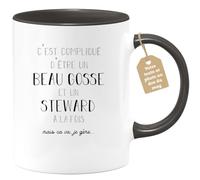 quotedazur Café-Croissant - Mug Personnalisé Tasse Cadeau Noël Compliqué D'Être Un Beau Gosse Et Un Steward À La Fois Mais Ça Va Je Gère - Noir/Céramique