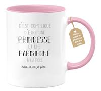 quotedazur Café-Croissant - Mug Personnalisé Tasse Cadeau Noël Compliqué D'Être Une Princesse Et Une Parisienne À La Fois Mais Ça Va Je Gère - Rose/Céramique