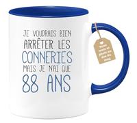 quotedazur Café-Croissant - Mug Personnalisé Tasse Cadeau Noël J'Aimerai Bien Arrêter Mais Je N'Ai Que Anniversaire 88 Ans 1937 - Bleu/Céramique