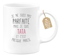 quotedazur Café-Croissant - Mug Personnalisé Tasse Cadeau Noël Je Ne Suis Pas Parfaite Mais Je Suis Tata Et C'Est Presque Pareil - Blanc/Céramique