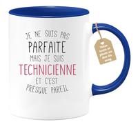 quotedazur Café-Croissant - Mug Personnalisé Tasse Cadeau Noël Je Ne Suis Pas Parfaite Mais Je Suis Technicienne Et C'Est Presque Pareil - Bleu/Céramique