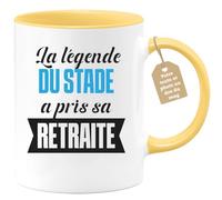 quotedazur Café-Croissant - Mug Personnalisé Tasse Cadeau Noël La Légende Du Stade A Pris Sa Retraite - Jaune/Céramique