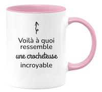 quotedazur Café-Croissant - Mug Personnalisé Tasse Cadeau Noël Voilà À Quoi Ressemble Une Crocheteuse Incroyable - Rose/Céramique