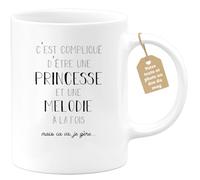 quotedazur Café-Croissant - Mug Prénom Melodie Compliqué D'Être Une Princesse Et Une Melodie Mais Ca Va Je Gère - Tasse Prénom Pour Noël - Blanc/Céramique