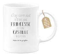 quotedazur Café-Croissant - Mug Prénom Noël Castille Compliqué D'Être Une Princesse Et Une Castille Mais Ca Va Je Gère - Tasse Prénom - Blanc/Céramique