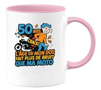 quotedazur - Mug 50 ans : l'âge où mon dos fait plus de bruit que ma moto - Tasse Cadeau Humour Homme - Rose/Céramique