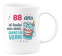 quotedazur - Mug 88 ans et toutes mes dents... dans un verre - Tasse Cadeau Anniversaire 88 Ans - Blanc/Céramique