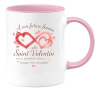 quotedazur - Mug À ma future femme, cette Saint-Valentin est la première d'une longue série ensemble - Tasse Cadeau Amour, Saint-Valentin, Couple Femme - Rose/Céramique