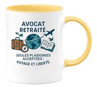 quotedazur - Mug Avocat retraité. Seules plaidoiries acceptées : voyage et liberté. - Tasse Cadeau Départ Retraite Homme - Jaune/Céramique