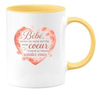 quotedazur - Mug Bébé, merci de faire battre mon cœur comme au premier rendez-vous - Tasse Cadeau Amour, Saint-Valentin, Couple Homme - Jaune/Céramique