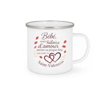 quotedazur - Mug Bébé, notre histoire d'amour mérite sa propre fête pas juste la Saint-Valentin - Tasse Cadeau Amour, Saint-Valentin, Couple Homme - Blanc/Emaillé