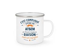 quotedazur - Mug C'est compliqué d'être un ATSEM et d'avoir toujours raison, mais ça va je gère - Tasse Cadeau ATSEM Homme - Blanc/Emaillé