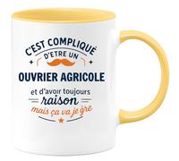 quotedazur - Mug C'est compliqué d'être un Ouvrier agricole et d'avoir toujours raison, mais ça va je gère - Tasse Cadeau Ouvrier agricole Homme - Jaune/Céramique