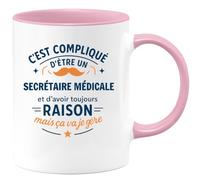 quotedazur - Mug C'est compliqué d'être un Secrétaire médicale et d'avoir toujours raison, mais ça va je gère - Tasse Cadeau Secrétaire médicale Homme - Rose/Céramique
