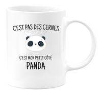 quotedazur - Mug C'est Pas Des Cernes Mon Petit Côté Panda Blanc/Céramique