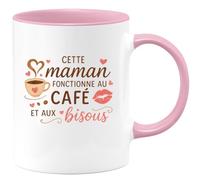 quotedazur - Mug Cette maman fonctionne au café et aux bisous - Tasse Cadeau Maman Femme - Rose/Céramique