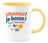 quotedazur - Mug chuuuut ! je bosse ! (nan j'déconne) - Tasse Cadeau Humour - Jaune/Céramique