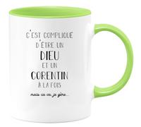 quotedazur - Mug Compliqué D'Être Un Dieu Et Un Corentin Mais Ça Va Je Gère - Cadeau Humour Prénom - Idée Cadeau Famille Saint Valentin - Tasse Prénom Corentin