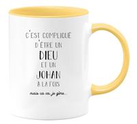 quotedazur - Mug Compliqué D'Être Un Dieu Et Un Johan Mais Ça Va Je Gère - Cadeau Humour Prénom - Idée Cadeau Famille Saint Valentin - Tasse Prénom Johan