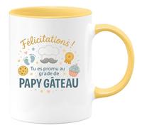 quotedazur - Mug Félicitations ! Tu es promu au grade de papy gâteau - Tasse Cadeau Annonce Grossesse Naissance Papy Homme - Jaune/Céramique
