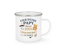quotedazur - Mug Fier d'être Papy depuis année, et ce n'est que le début - Tasse Cadeau Papy Homme - Blanc/Emaillé