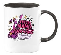 quotedazur - Mug Future Mamie Rock'n'Roll - Les berceuses, c'est surfait - Tasse Cadeau Annonce Grossesse Naissance Mamie Femme - Noir/Céramique