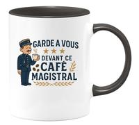 quotedazur - Mug Garde à vous devant ce café magistral - Tasse Cadeau Gendarme Homme - Noir/Céramique