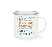 quotedazur - Mug Grâce à toi j'ai appris que survivre au bureau c'était possible. Merci et ciao ! - Tasse Cadeau Collègue Femme - Blanc/Emaillé