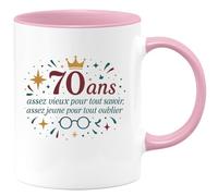 quotedazur - Mug Humour 70 ans : assez vieux pour tout savoir, assez jeune pour tout oublier - Cadeau 70 ans Femme