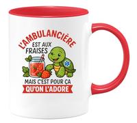 quotedazur - Mug Humour Ambulancière Drôle Elle Est Aux Fraises, Mais On L'adore Idée Cadeau Tasse Originale Pour Décalée