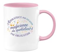 quotedazur - Mug Humour Animatrice par vocation, magicienne du quotidien par obligation - Cadeau Animatrice Femme