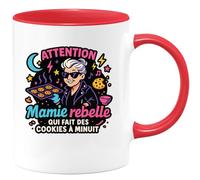 quotedazur - Mug Humour Attention Mamie rebelle qui fait des cookies à minuit - Cadeau Mamie Femme