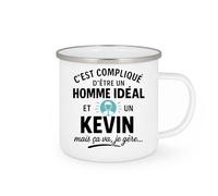 quotedazur - Mug Humour C'est Compliqué D'être Un Homme Idéal Et Kevin À La Fois, Mais Ça Va, Je Gère Idée Cadeau Originale Tasse Humoristique Pour