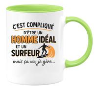 quotedazur - Mug Humour C'est Compliqué D'être Un Homme Idéal Et Surfeur À La Fois, Mais Je Gère Idée Cadeau Originale Tasse Humoristique Pour Surfer