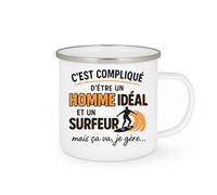 quotedazur - Mug Humour C'est Compliqué D'être Un Homme Idéal Et Surfeur À La Fois, Mais Je Gère Idée Cadeau Originale Tasse Humoristique Pour Surfer