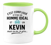 quotedazur - Mug Humour C'est Compliqué D'être Un Homme Idéal Et Un Kevin À La Fois, Mais Ça Va, Je Gère - Idée Cadeau Originale - Tasse Humoristique Pour Homme