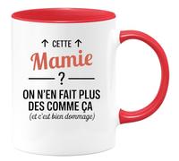 quotedazur - Mug Humour Cette Mamie ? On n'en fait plus des comme ça (et c'est bien dommage) - Cadeau Mamie Femme