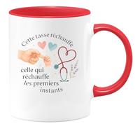 quotedazur - Mug Humour Cette tasse réchauffe celle qui réchauffe les premiers instants - Cadeau Sage Femme Femme