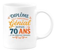 quotedazur - Mug Humour Diplôme Exceptionnel Depuis 70 Ans, Un Cadeau Tasse Unique En Constant Progrès. Original Idéale Pour Hommes Diplômés