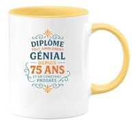 quotedazur - Mug Humour Diplôme Génial Depuis 75 Ans, Toujours En Progrès Et Source De Fierté Cadeau Tasse Originale Pour Homme Diplômé Fier Ses