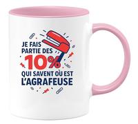 quotedazur - Mug Humour Je Fais Partie Des 10% Qui Savent Où Est L'agrafeuse Cadeau Départ Collègue