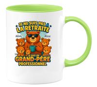 quotedazur - Mug Humour Je Ne Suis Pas À La Retraite Grand-Père Professionnel Adam Léo Léa Alice Louise Cadeau Parfait Tasse Personnalisé Prénom Famille