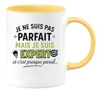 quotedazur - Mug Humour Je Ne Suis Pas Parfait, Mais Expert, C'est Presque Pareil Cadeau Pour Tasse Unique Et Originale