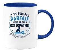 quotedazur - Mug Humour Je Ne Suis Pas Parfait, Mais Ostéopathe, C'est Presque Pareil. Cadeau Unique Pour Tasse Originale Et Drôle