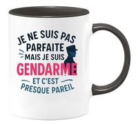 quotedazur - Mug Humour Je Ne Suis Pas Parfaite, Mais Gendarme, Et C'est Presque Pareil Cadeau Idéale Pour Tasse Originale